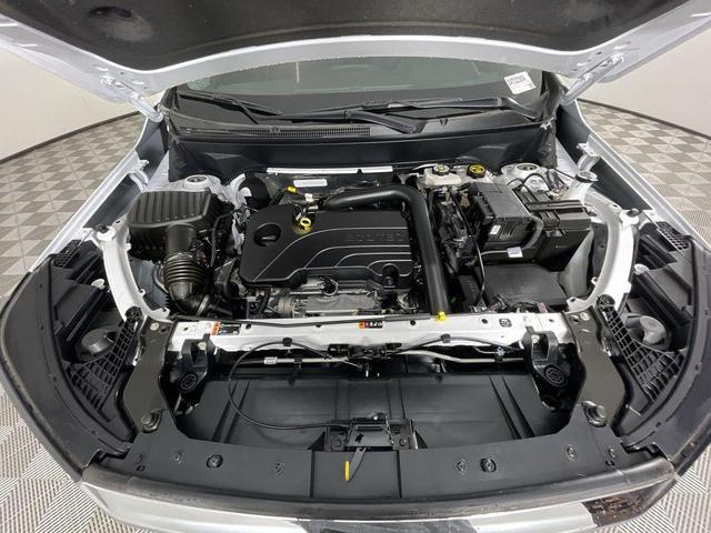 Photo of 2023 Summit White GMC Terrain