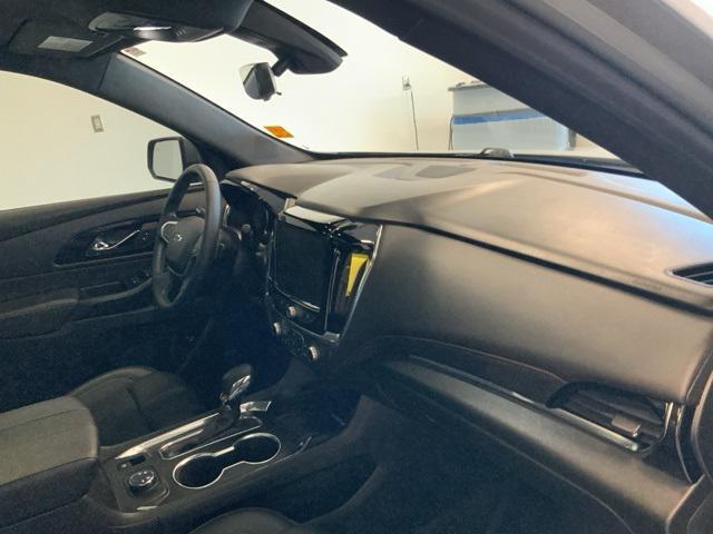 Photo of 2023 Sterling Gray Metallic Chevrolet Traverse