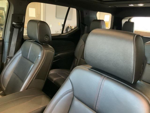 Photo of 2023 Sterling Gray Metallic Chevrolet Traverse