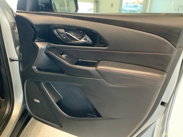 Photo of 2023 Sterling Gray Metallic Chevrolet Traverse