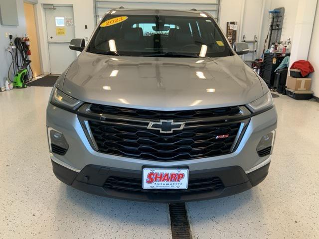 Photo of 2023 Sterling Gray Metallic Chevrolet Traverse