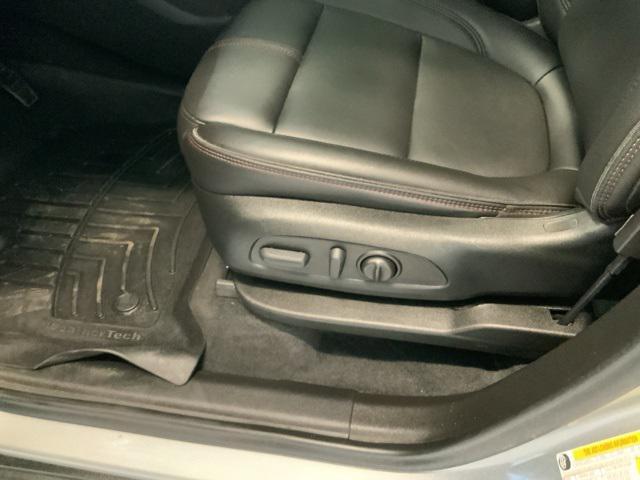 Photo of 2023 Sterling Gray Metallic Chevrolet Traverse