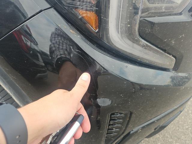 Photo of 2022 Onyx Black GMC Sierra 1500