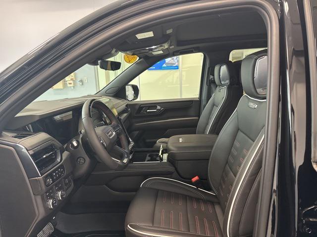 Photo of 2025 Onyx Black GMC Yukon XL