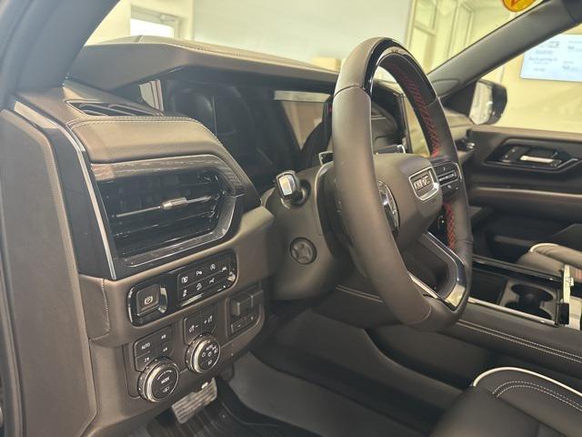 Photo of 2025 Onyx Black GMC Yukon XL