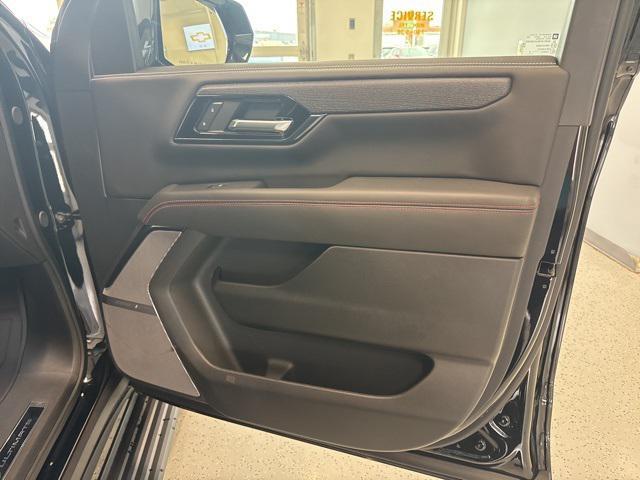 Photo of 2025 Onyx Black GMC Yukon XL