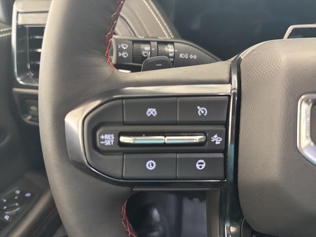 Photo of 2025 Onyx Black GMC Yukon XL