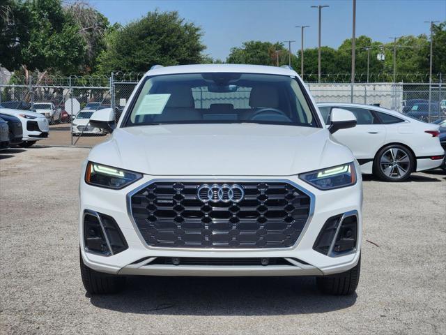 Photo of 2022 Ibis White Audi Q5