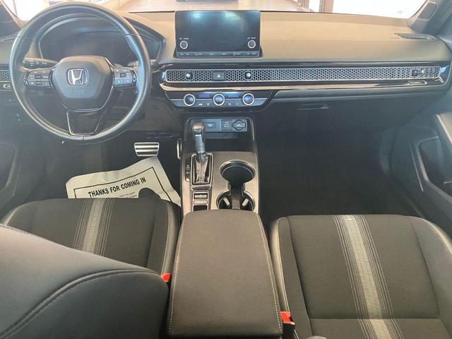 Photo of 2023 Silver Honda Civic