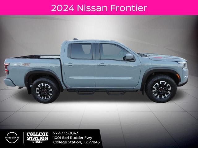 Photo of 2024 Boulder Gray Metallic Nissan Frontier