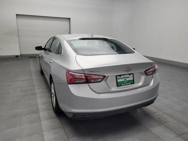Photo of 2022 Silver Ice Metallic Chevrolet Malibu