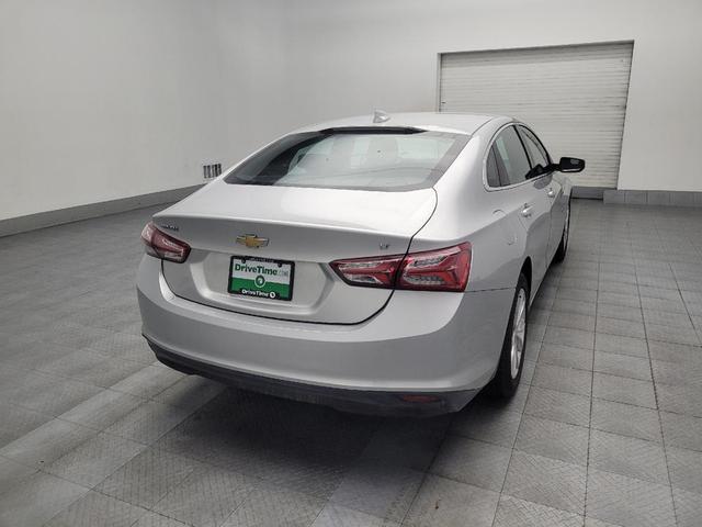 Photo of 2022 Silver Ice Metallic Chevrolet Malibu