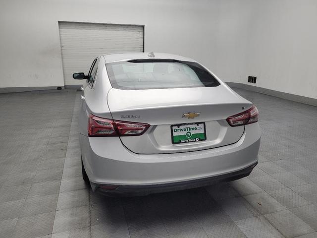 Photo of 2022 Silver Ice Metallic Chevrolet Malibu