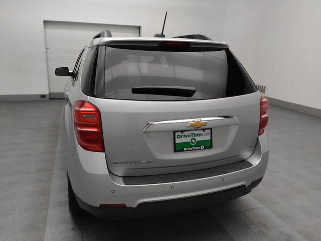 Photo of 2017 Silver Ice Metallic Chevrolet Equinox