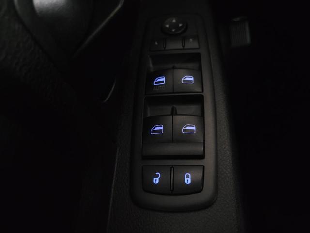 Photo of 2013 Bright White Clearcoat RAM 1500