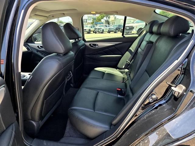 Photo of 2021 Black INFINITI Q50
