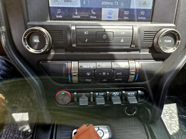 Photo of 2022 White Ford Shelby GT500