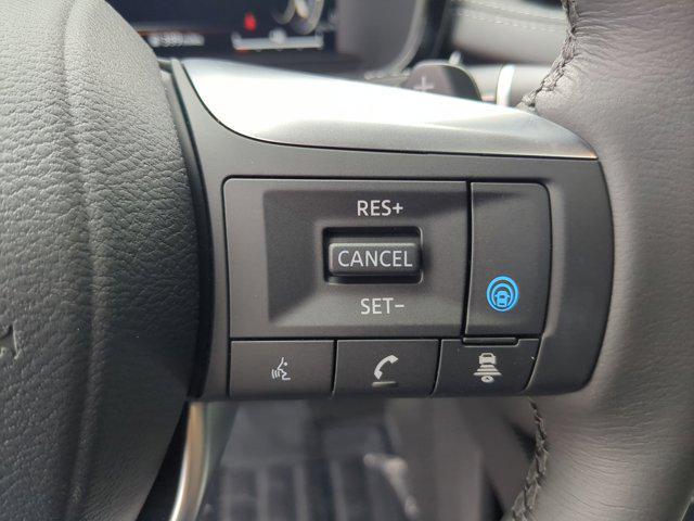 Photo of 2025 Majestic White INFINITI QX60