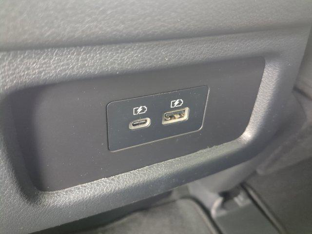 Photo of 2025 Majestic White INFINITI QX60