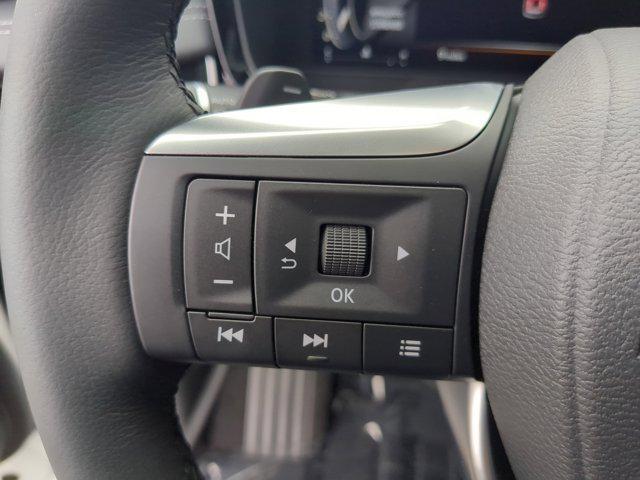 Photo of 2025 Majestic White INFINITI QX60