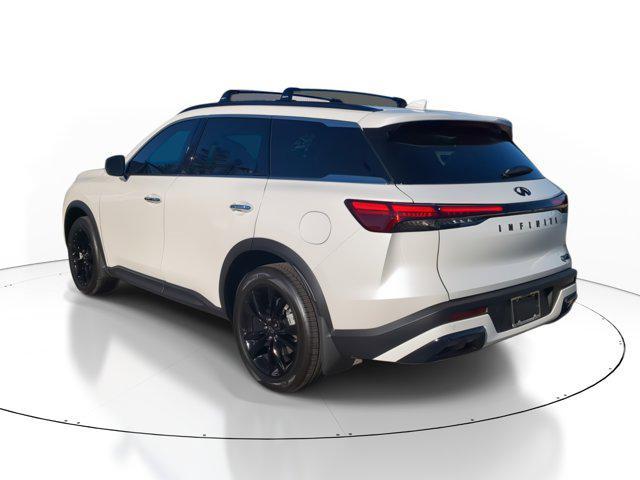 Photo of 2025 Majestic White INFINITI QX60