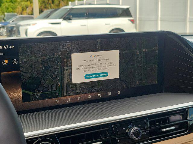 Photo of 2026 Radiant White INFINITI QX80