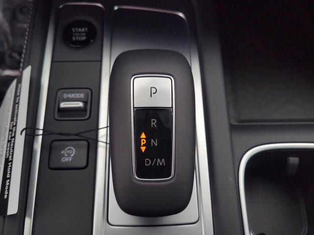 Photo of 2026 Radiant White INFINITI QX60