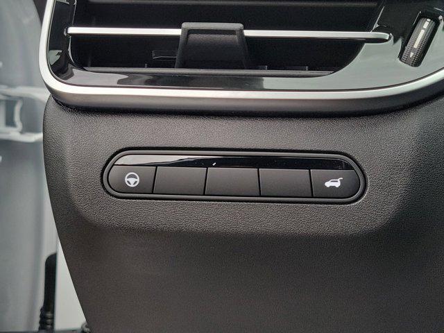 Photo of 2026 Radiant White INFINITI QX60