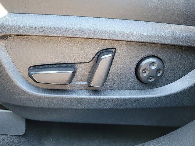 Photo of 2025 Black Obsidian INFINITI QX50
