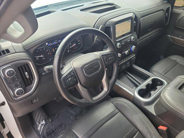Photo of 2020 White Frost Tricoat GMC Sierra 1500