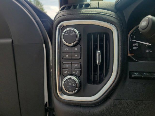 Photo of 2020 White Frost Tricoat GMC Sierra 1500