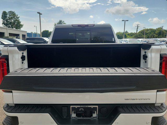 Photo of 2020 White Frost Tricoat GMC Sierra 1500