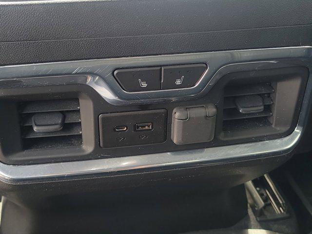 Photo of 2020 White Frost Tricoat GMC Sierra 1500