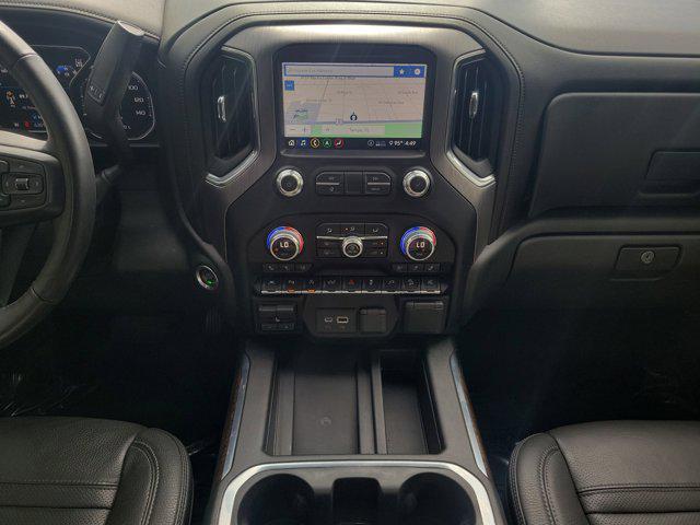 Photo of 2020 White Frost Tricoat GMC Sierra 1500