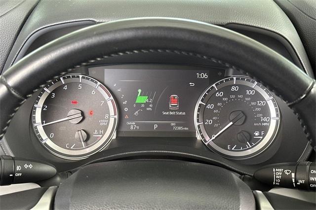 Photo of 2023 Wind Chill Pearl Toyota Highlander