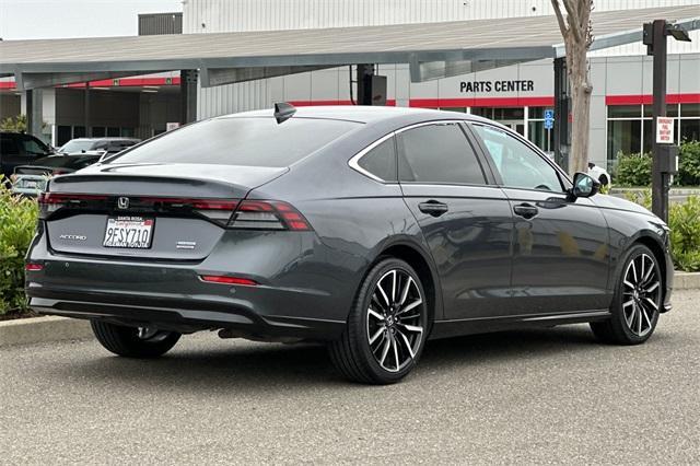 Photo of 2023 Meteorite Gray Metallic Honda Accord Hybrid
