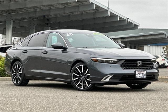 Photo of 2023 Meteorite Gray Metallic Honda Accord Hybrid