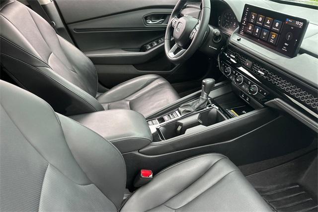 Photo of 2023 Meteorite Gray Metallic Honda Accord Hybrid