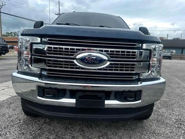 Photo of 2017 Blue Jeans Metallic Ford F-250