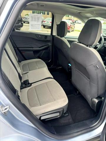 Photo of 2022 Blue Ford Escape