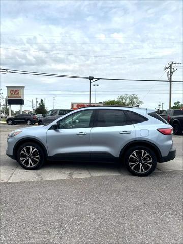 Photo of 2022 Blue Ford Escape