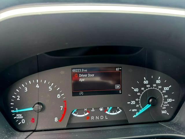 Photo of 2022 Blue Ford Escape
