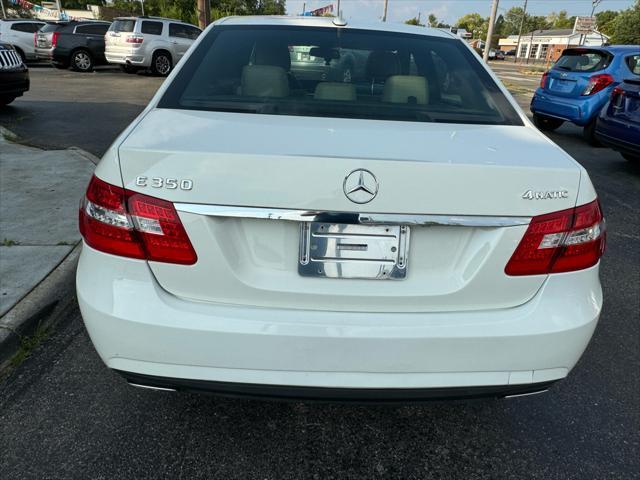 Photo of 2010 Arctic White Mercedes-Benz E-Class