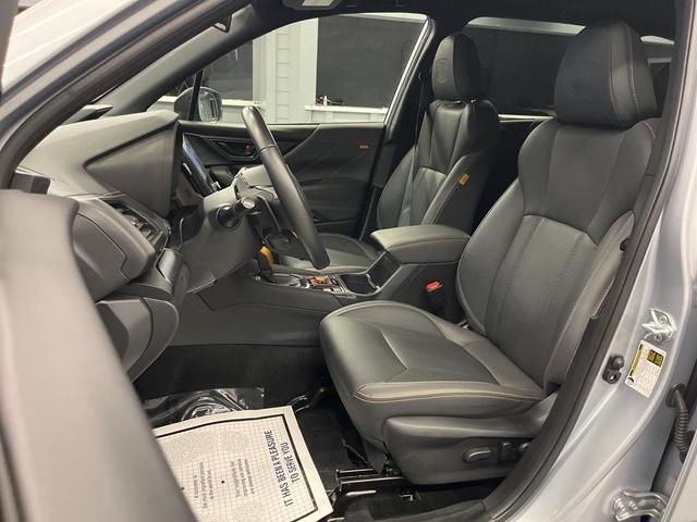 Photo of 2024 Ice Silver Metallic Subaru Forester