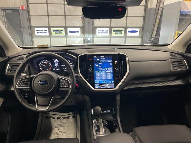 Photo of 2024 Crystal White Pearl Subaru Ascent