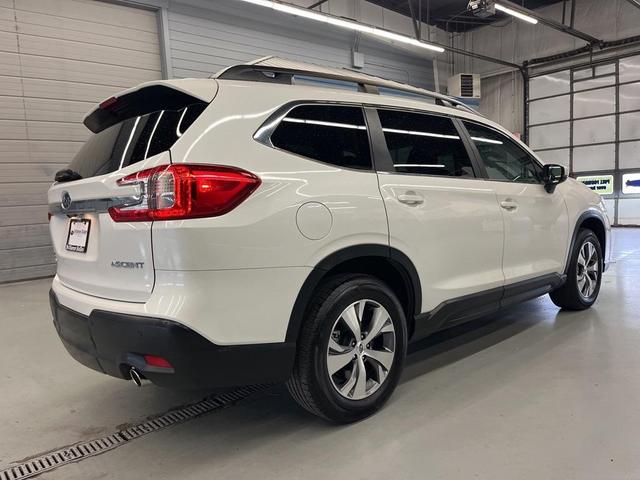 Photo of 2024 Crystal White Pearl Subaru Ascent
