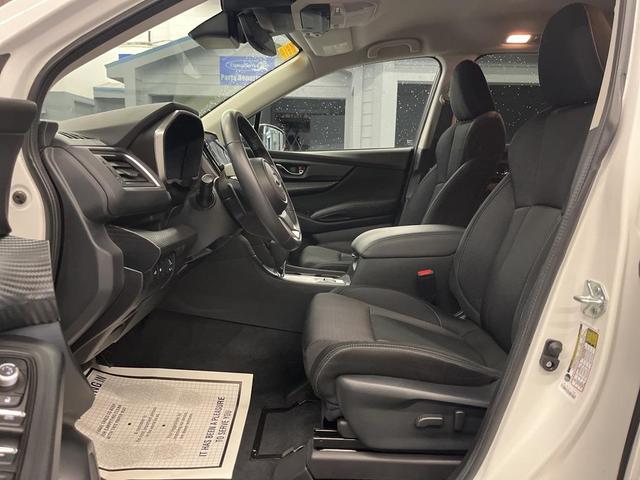 Photo of 2024 Crystal White Pearl Subaru Ascent