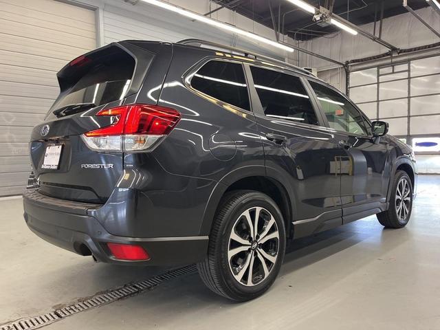 Photo of 2019 Dark Gray Metallic Subaru Forester