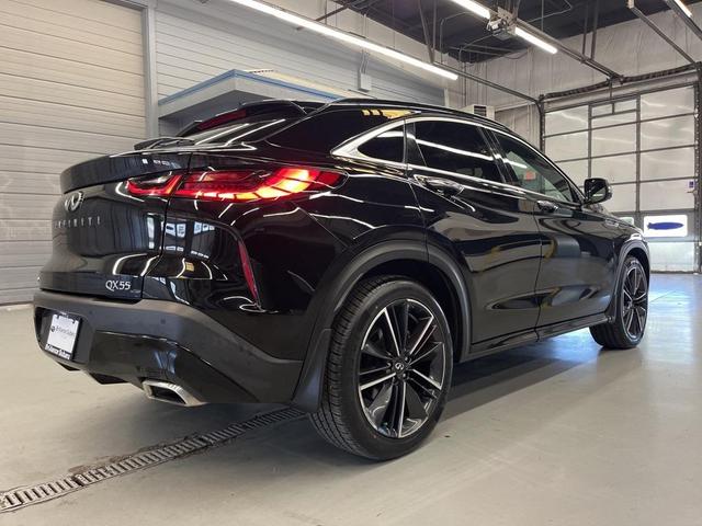 Photo of 2022 Black Obsidian INFINITI QX55