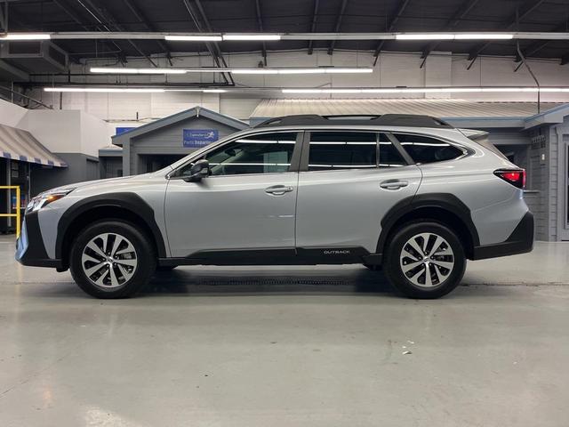 Photo of 2025 Ice Silver Metallic Subaru Outback